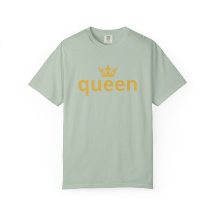 👑 Queen Statement Tee – Minimalist Royal Vibes