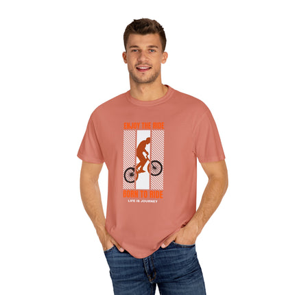 🚴 Born to Ride” Biker Graphic Tee – Life is Journey Edition