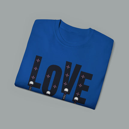 ❤️ LOVE Statement Graphic Tee