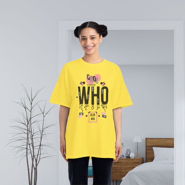 🖤 WHO IS THAT? – Oversized Street Style Tee
