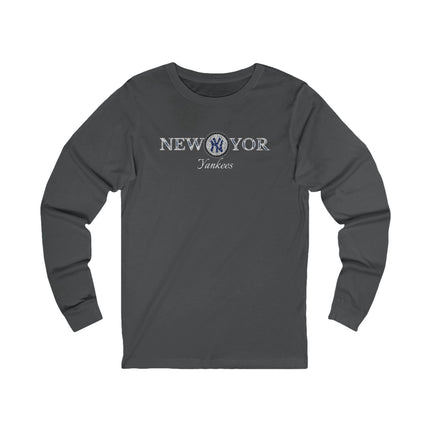 Black New York Yankees Long Sleeve Tee