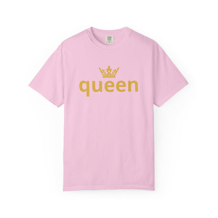 👑 Queen Statement Tee – Minimalist Royal Vibes