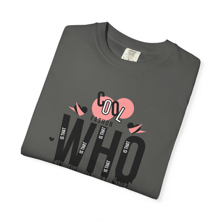 💖 WHO IS THAT” Love Drip Graphic T-Shirt – Cream White