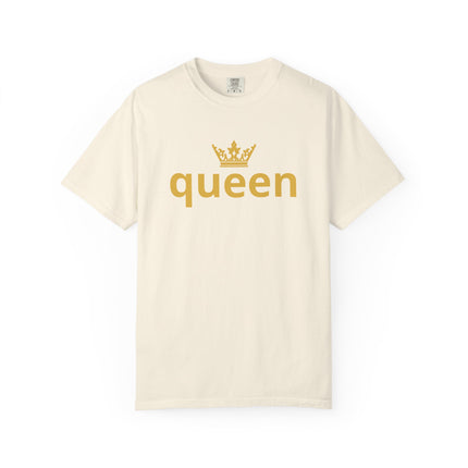 👑 Queen Statement Tee – Minimalist Royal Vibes