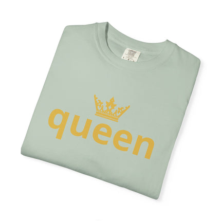👑 Queen Statement Tee – Minimalist Royal Vibes