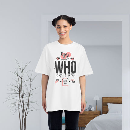 🖤 WHO IS THAT? – Oversized Street Style Tee