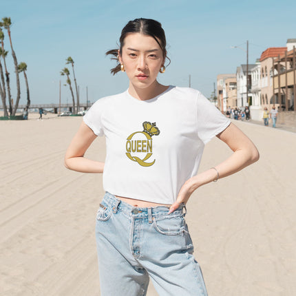👑 Queen Q Crown Crop Tee – Rule Your Look