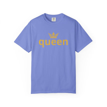 👑 Queen Statement Tee – Minimalist Royal Vibes