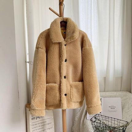 Short faux fur coat in grain fleece
